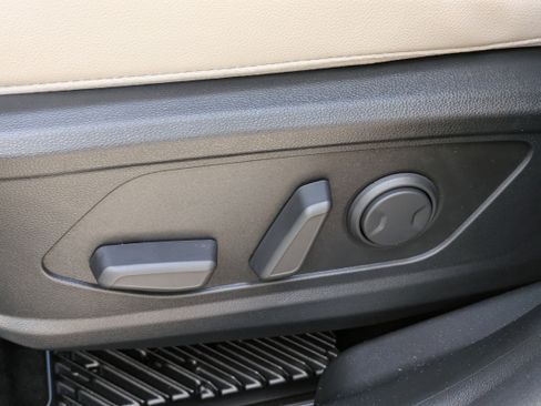 New 2026 Hyundai Tucson Limited image 22