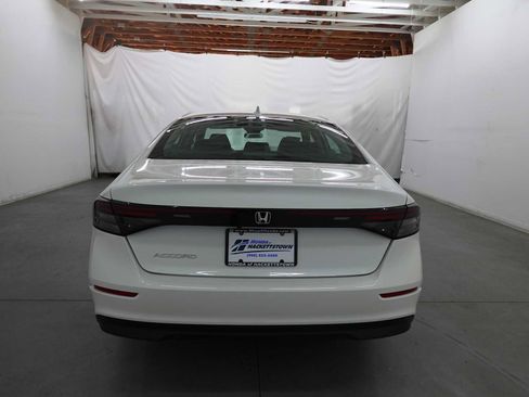 Used 2025 Honda Accord LX image 6