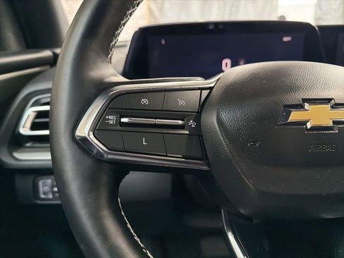 Used 2024 Chevrolet Traverse LT w/ Trailering Package image 18