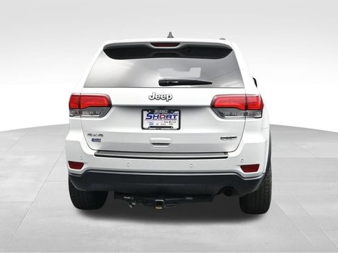 Used 2020 Jeep Grand Cherokee Laredo w/ Quick Order Package 2BN North AWD/4WD image 4