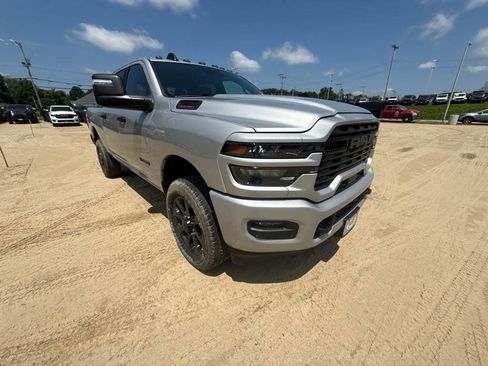 New 2026 RAM 2500 Big Horn AWD/4WD image 7