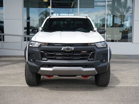 Used 2024 Chevrolet Colorado Trail Boss w/ Technology Package image 3