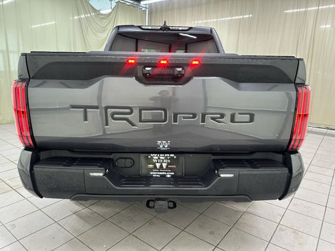 Used 2024 Toyota Tundra Limited AWD/4WD image 6