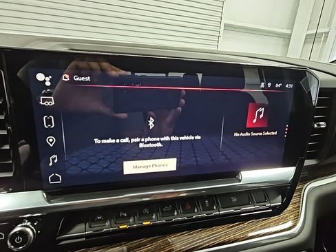 New 2026 GMC Sierra 1500 SLE w/ Preferred Package image 15