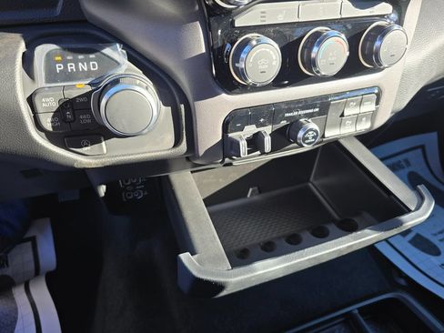 New 2026 RAM 1500 Big Horn AWD/4WD image 25