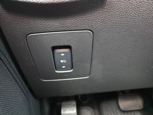 Used 2017 Ford F150 XLT w/ Equipment Group 302A Luxury RWD image 27