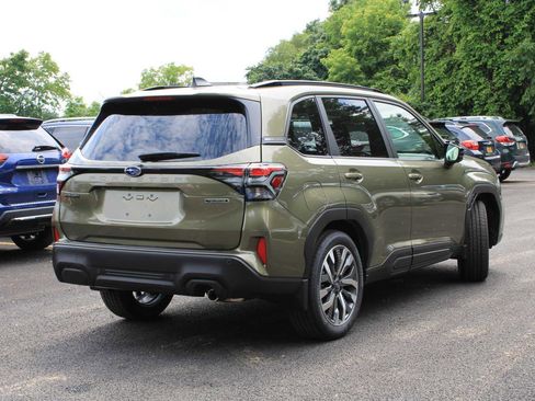 New 2025 Subaru Forester Touring image 10