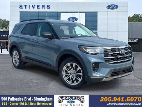 New 2026 Ford Explorer Active w/ Active Comfort Package AWD/4WD image 1