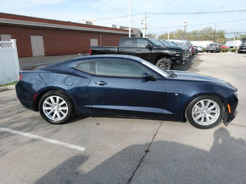 Used 2016 Chevrolet Camaro LT image 2