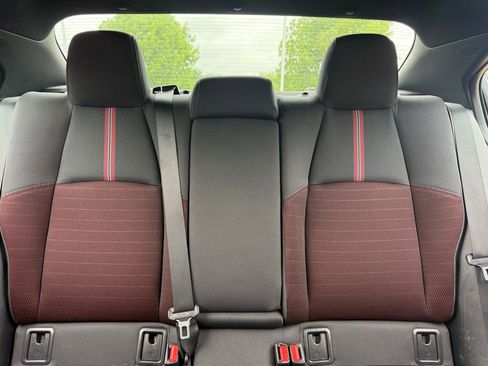 Used 2024 Toyota Corolla SE FWD image 17