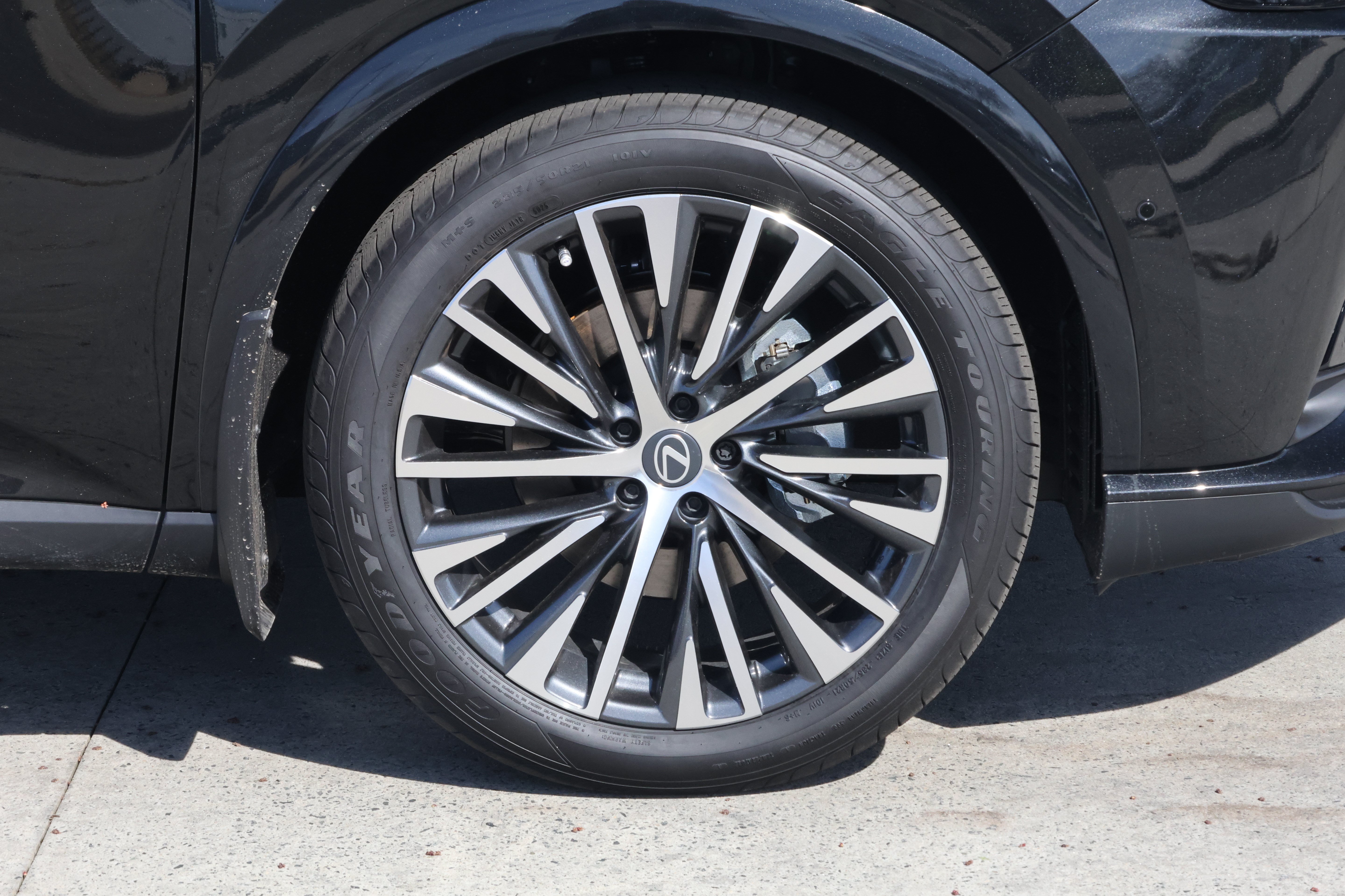 New 2026 Lexus RX 350 w/ Convenience Package AWD/4WD image 11