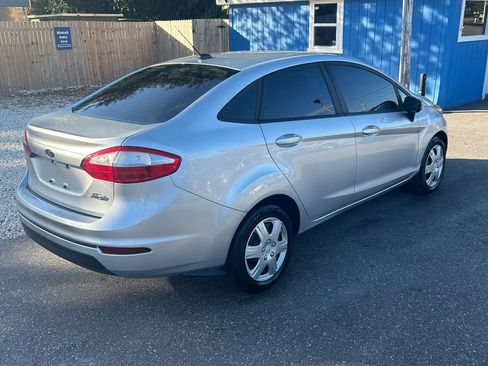 Used 2016 Ford Fiesta S image 3