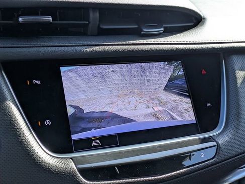 Used 2024 Cadillac XT6 Luxury FWD image 21