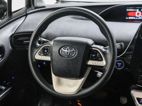 Certified 2017 Toyota Prius Two w/ Carpet Mat Package FWD image 16