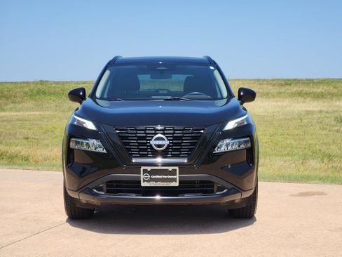 Used 2023 Nissan Rogue SV w/ SV Premium B Package FWD image 6