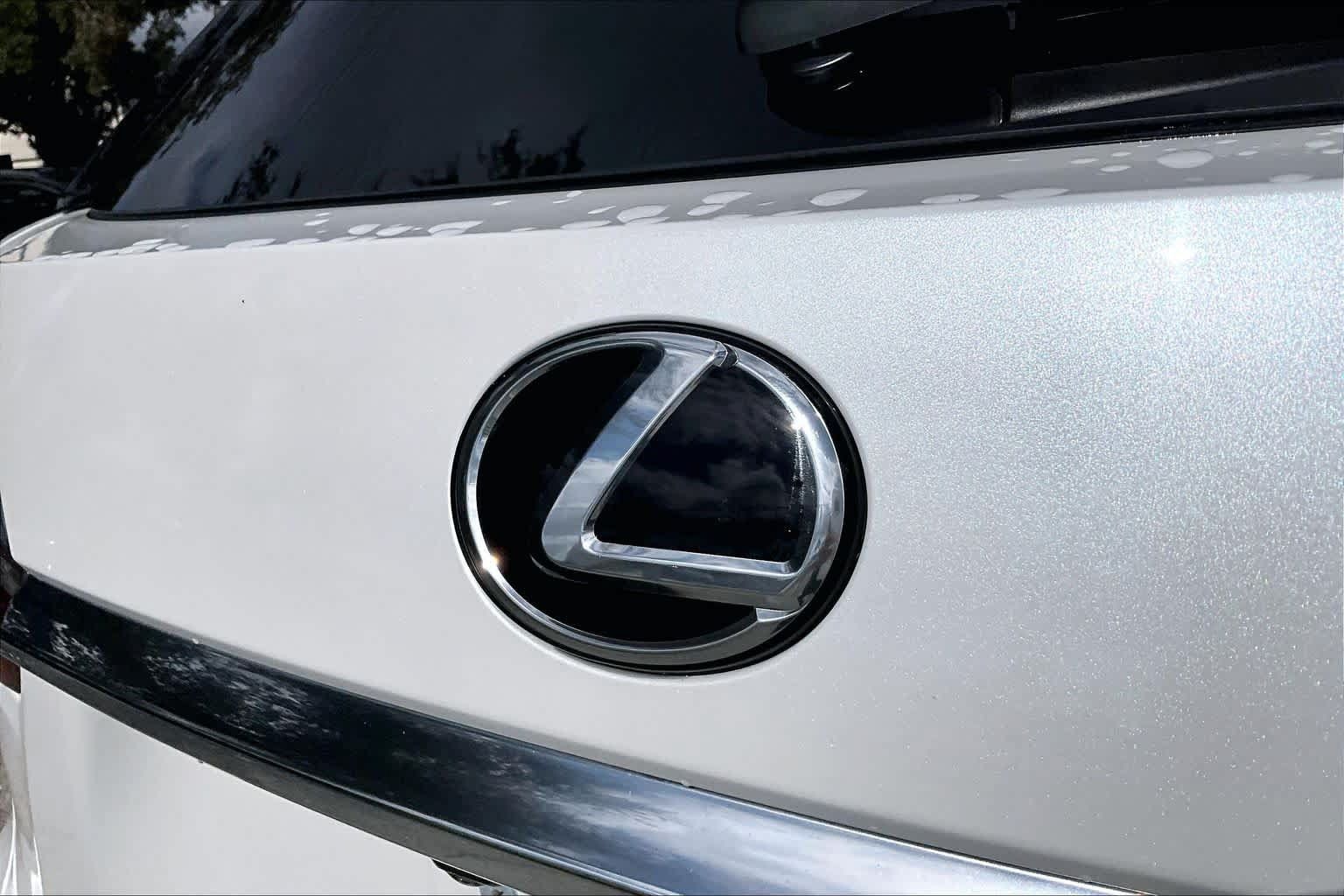 Used 2022 Lexus RX 350L FWD w/ Premium Package image 31