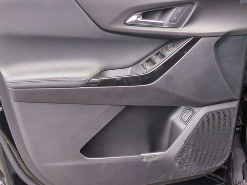 New 2026 Chevrolet Equinox LT w/ Convenience Package II image 12