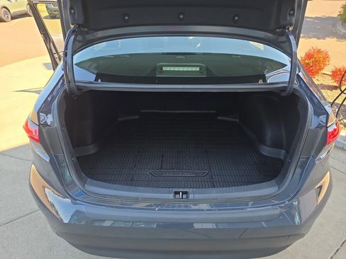 Used 2025 Toyota Corolla XLE image 17