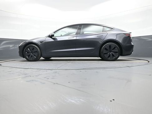 Used 2025 Tesla Model 3 Long Range image 35