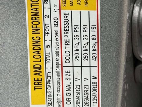 Used 2022 Chevrolet Blazer RS w/ Enhanced Convenience Package image 21