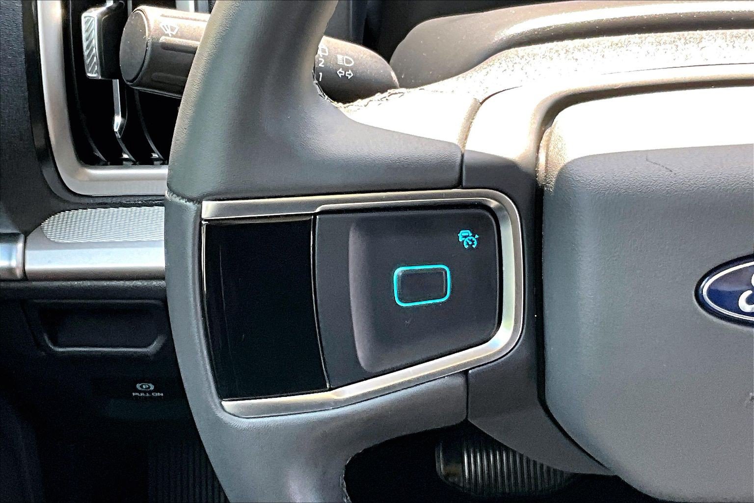 Certified 2025 Ford Expedition Active RWD image 23