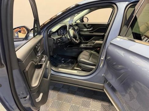 Used 2022 Lincoln Corsair AWD w/ Premium Package image 14