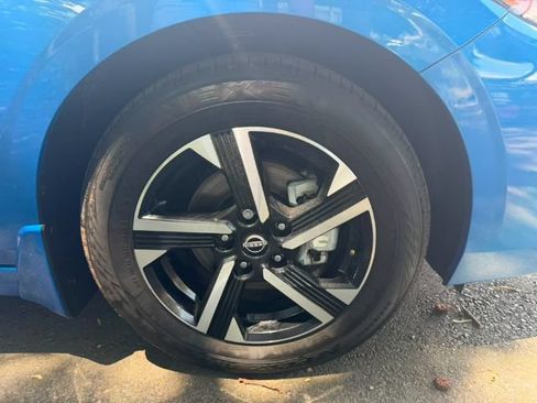 Used 2025 Nissan Sentra SV FWD image 21