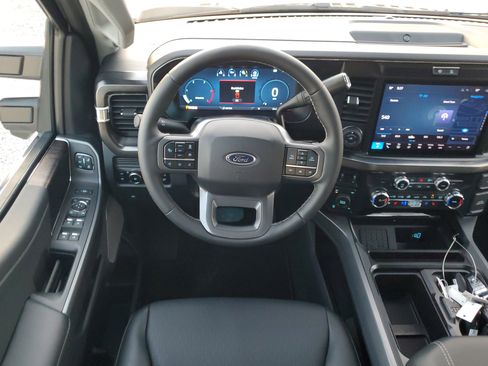 New 2026 Ford F250 Lariat w/ Lariat Premium Package AWD/4WD image 14