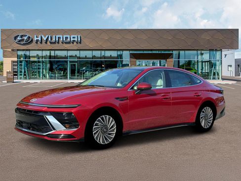 New 2026 Hyundai Sonata SEL FWD image 2