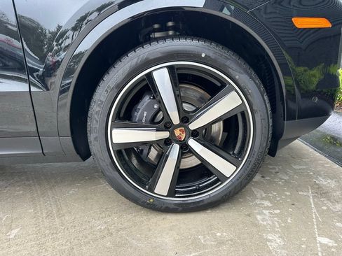Used 2026 Porsche Cayenne E-Hybrid AWD/4WD image 15