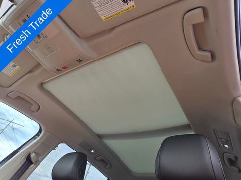 Used 2019 Volkswagen Tiguan SEL AWD/4WD image 12