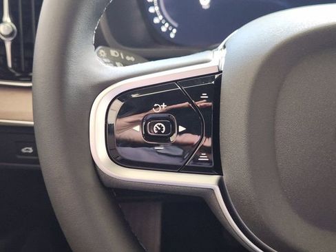 New 2026 Volvo XC90 B6 Plus w/ Protection Package Premier AWD/4WD image 27