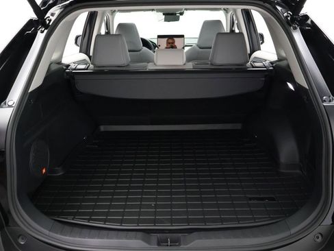 Used 2025 Toyota RAV4 Limited image 22