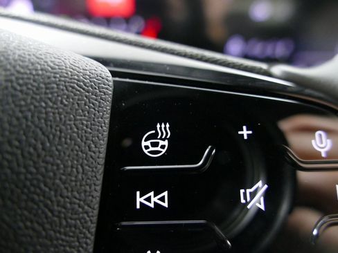 New 2025 Audi Q5 2.0T Premium Plus image 18