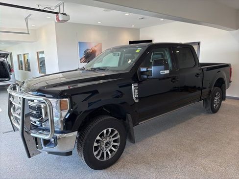 Used 2021 Ford F350 Lariat w/ Lariat Ultimate Package image 3