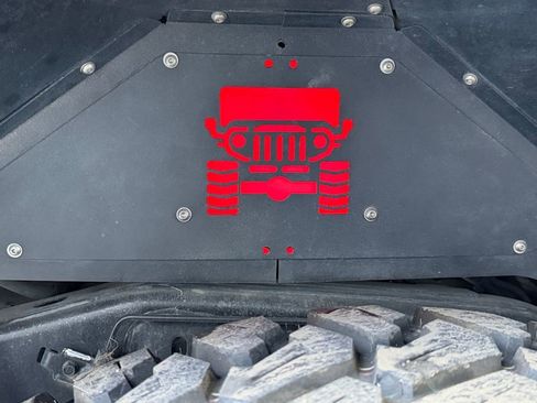 Used 2018 Jeep Wrangler Unlimited Sport w/ Connectivity Group image 23