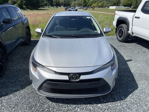 Certified 2024 Toyota Corolla LE FWD image 2
