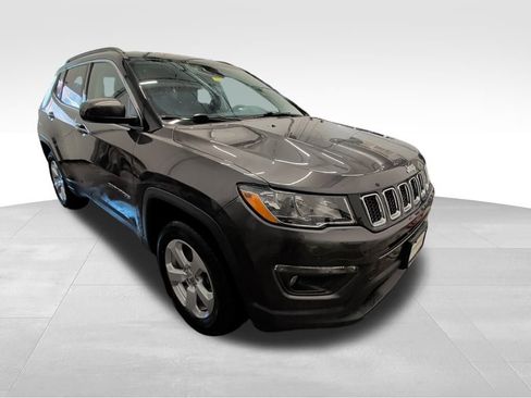 Used 2018 Jeep Compass Latitude image 7