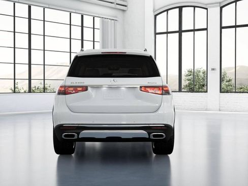 New 2026 Mercedes-Benz GLS 450 4MATIC image 25