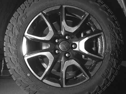 Used 2025 Jeep Compass Trailhawk AWD/4WD image 13