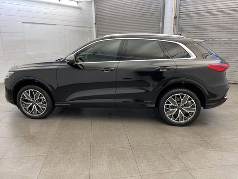 Used 2025 Audi Q5 Premium Plus image 8