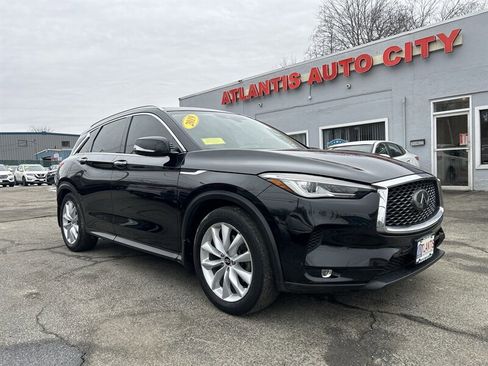 Used 2019 INFINITI QX50 Essential w/ Premium Heat Package image 3