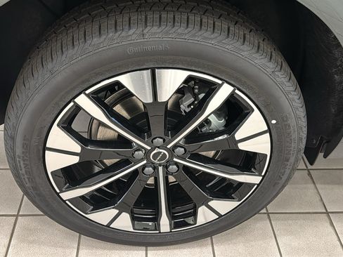 New 2026 Volvo XC60 T8 Plus w/ Protection Package Premier AWD/4WD image 31