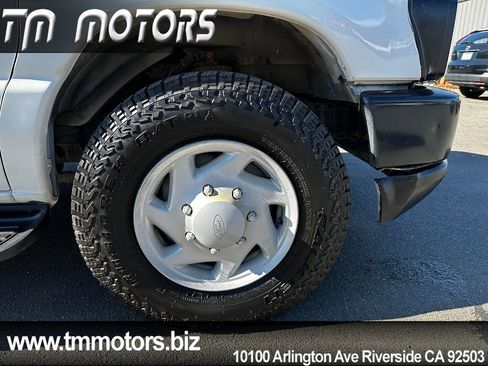 Used 2008 Ford E-350 and Econoline 350 XLT image 21