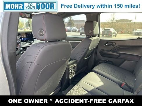 Used 2024 Chevrolet Colorado Z71 w/ Z71 Convenience Package 2 image 27