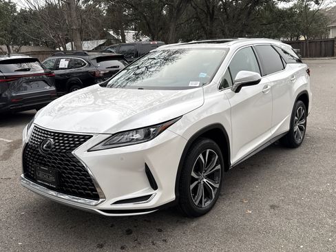 Certified 2020 Lexus RX 350L FWD w/ Premium Package image 4