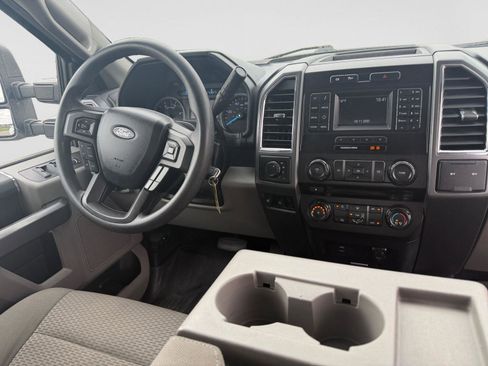 Used 2018 Ford F350 XLT image 14