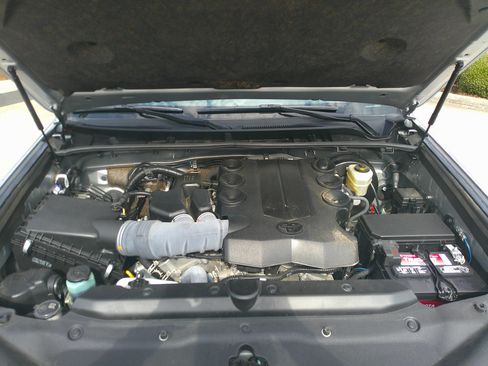 Used 2023 Toyota 4Runner Limited image 35