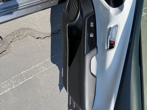 Used 2022 Toyota Prius LE FWD image 26