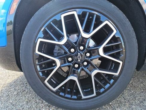 Used 2024 Chevrolet Blazer RS w/ Driver Confidence II Package AWD/4WD image 19
